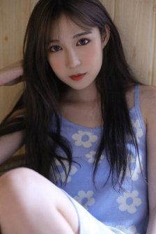 一面亲上边一面膜下边吡吡啦啦啦